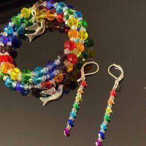 Handmade. The Story of Noah's Ark glass beaded coil bracelet and earrings